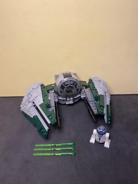 LEGO Star Wars - 75168 Yoda's Jedi Starfighter - No Yoda - 2017 Retired