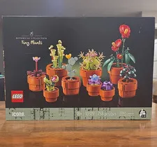 LEGO Icons Botanical Collection Tiny Plants 10329 758-Piece Set Age 18+