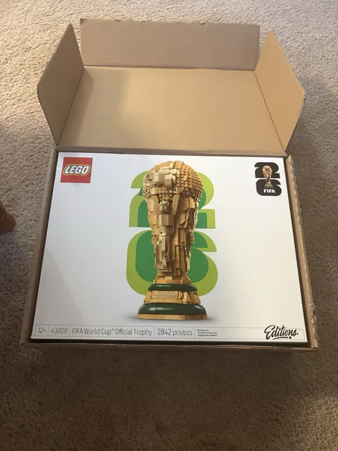LEGO Editions FIFA World Cup Official Trophy Building Set 43020 - New, Sealed