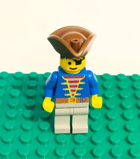 LEGO Pirate Minifigure Blue Jacket Old Gray Legs Brown Hat 6273 6234 6268
