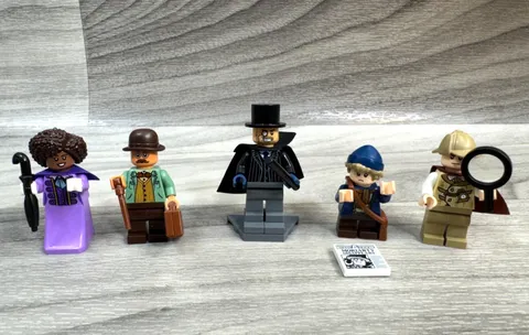 LEGO SHERLOCK HOLMES BOOK NOOK 10351 MINIFIGURE SET IRENE PROFESSOR MORIARTY