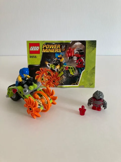 LEGO 8956 Power Miners Stone Chopper COMPLETE w/ Minifigures and Manual.  NO BOX