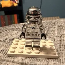 LEGO Star Wars Stormtrooper Chrome Minifigure w/ Helmet, Plastic Minifigures