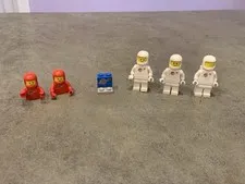 Vtg Lego Spaceman Astronaut with helmets and tanks 80’s Lot Of 6 See All Pics
