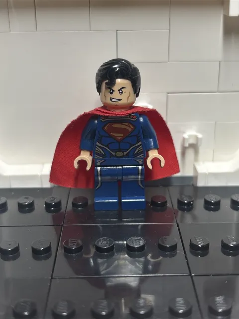LEGO® DC Minifigure: Man of Steel Superman Dark Blue (sh0077) 76003 76009 76002