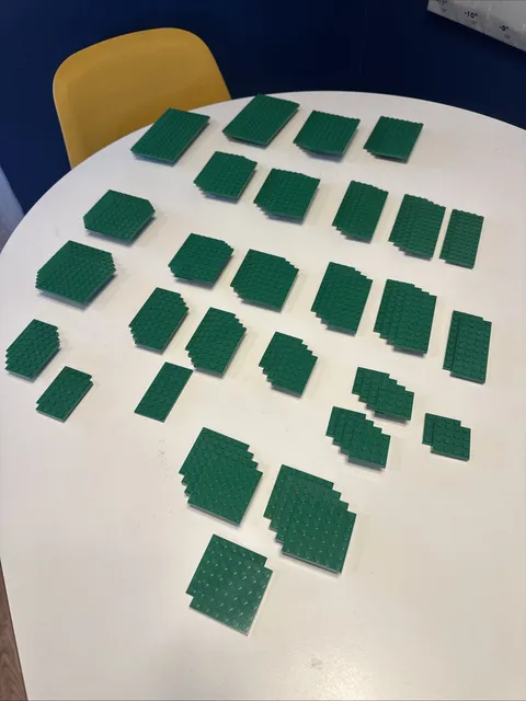 LEGO Green Plates Bulk Lot 105 Pieces 12 Sizes Genuine LEGO MOC Building Parts