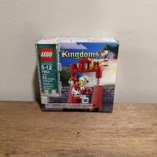 NEW Lego Kingdoms Set 7953 JESTER Castle Red White Court Jester Juggler Minifig
