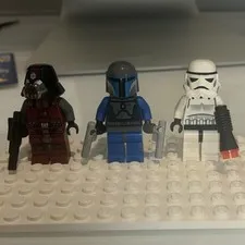 LEGO Star Wars Minifigure Lot Stormtrooper, Mandalorian, Sith Trooper. W weapons