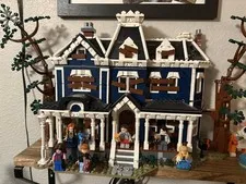 Lego Stranger Things Creel House with SQWK GWP