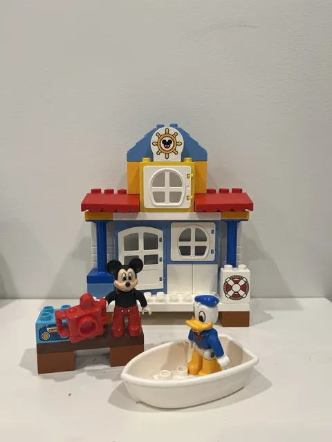 LEGO DUPLO Mickey Mouse Beach House - Donald Duck - Disney Junior