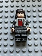 LEGO STAR WARS Qi'ra - Jacket with Collar Minifigure 