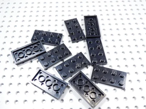 LEGO Lot of 10 Black 2x4 Plates BH