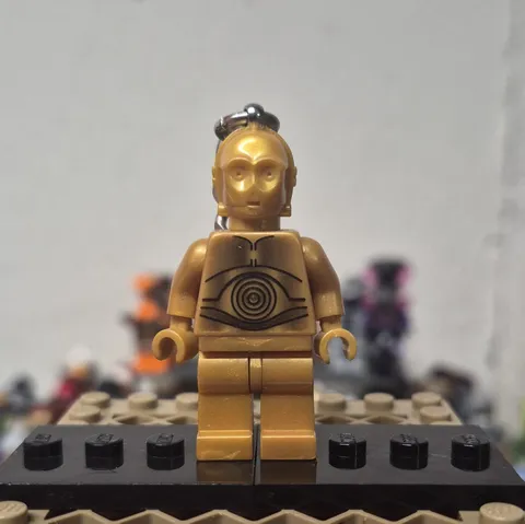 LEGO Star Wars C-3PO Minifigure Keychain