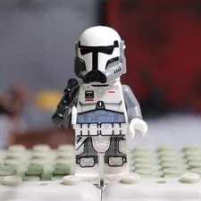 LEGO Authentic Star Wars Imperial Commando Minifigure w/ Blaster and Pack 75373