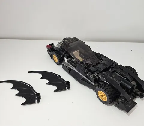 LEGO Batman The Batmobile Two Face Escape (7781) Batmobile only Incomplete