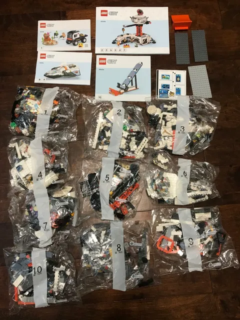 LEGO CITY: Space Base and Rocket Launchpad (60434)