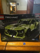 LEGO TECHNIC: Ford Mustang Shelby Gt500 (42138)