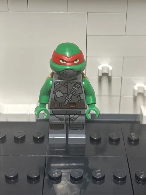Raphael With Armor Minifigure LEGO Teenage Mutant Ninja Turtles tnt026