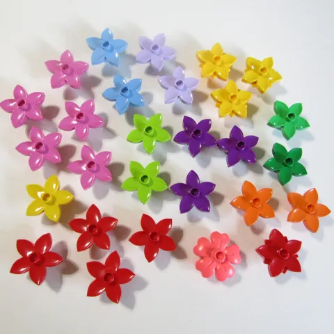 Lego Duplo Flower Lot of 28 Multicolor Pink Purple Red Green Orange Blue Yellow