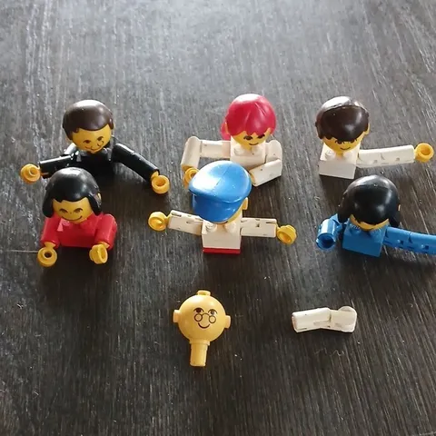 LEGO Big Head 1970 Minifigure Parts Lot - Mixed Heads, Hair, Hats, Arms, Hands
