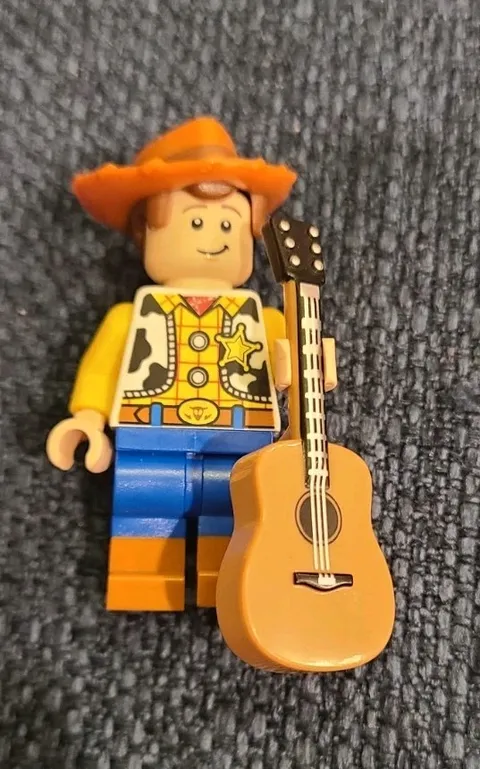 LEGO Disney #43212 Toy Story “Woody” Minifigure w/ Guitar VERY NICE