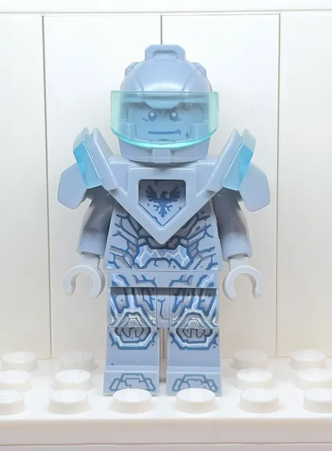 LEGO NEXO Kinghts Minifigure Clay Moorington 