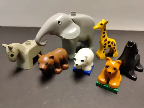 LEGO DUPLO Animal ZOO –Polar Bear, Giraffe, Elephant, Seal, Cub, Bear –7 Toys
