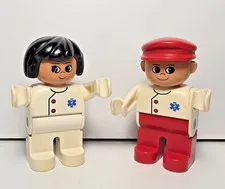 Vtg 90's LEGO Duplo 4555 Female & Male Medic Mini Figure Lot 1st Responder Nurse