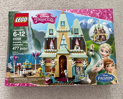 LEGO Disney Princess Frozen Arendelle Castle Celebration 41068 477 pcs Age 6-12