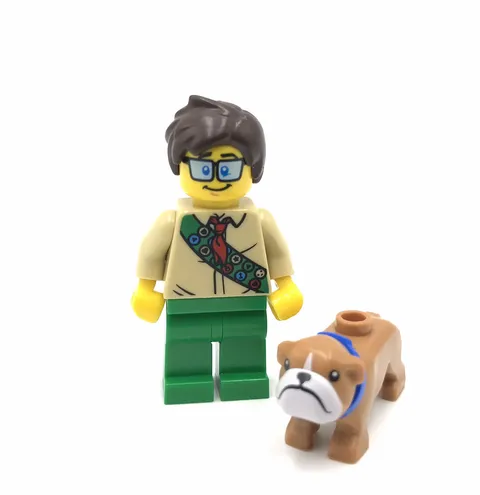 LEGO Brave Scout minifigure Fall 2022 Store Exclusive Bulldog