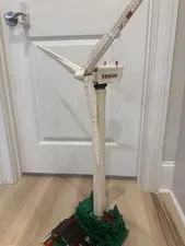 LEGO Creator Expert Vestas Wind Turbine 10268 no truck no minifigs