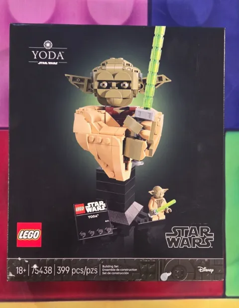 LEGO Disney Star Wars Yoda 75438 399pcs  LEGO