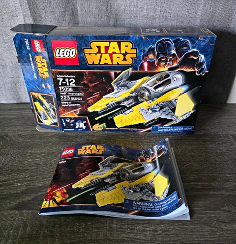 LEGO Star Wars Jedi Interceptor (75038) - USED with Figs