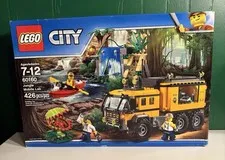 LEGO City Jungle Mobile Lab 60160 Building Kit 426 Pcs Playset Retired Sealed
