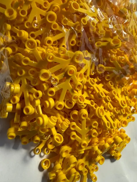 LEGO- NEW- #2423- YELLOW-PLANT LEAVES 4 X 3 -10 PIECES