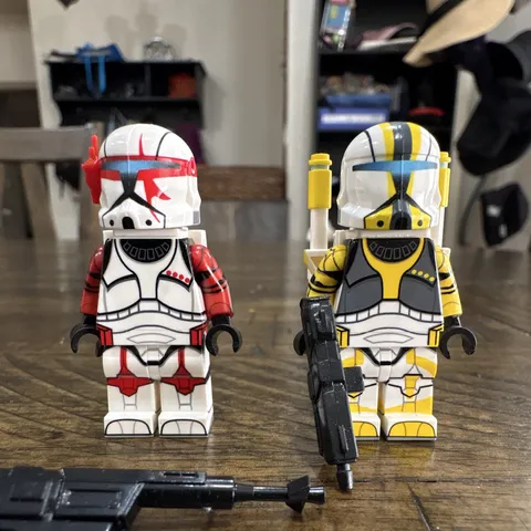 LEGO Star Wars Clone Army Customs Squad 42 Republic Commandos LOT OF 2