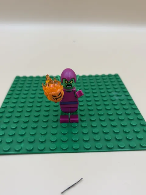 LEGO Green Goblin Minifigure 76057 Spider-Man Web Warriors Battle EXCELLENT