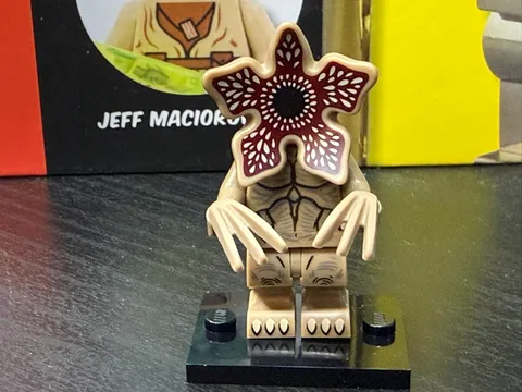 Lego Authentic Demogorgon st008 - Stranger Things from Upside Down 75810 h453