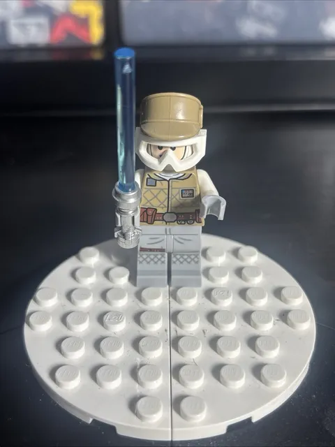 Lego Star Wars Minifigure 2022 75340 sw1143 Advent Calendar LUKE SKYWALKER HOTH