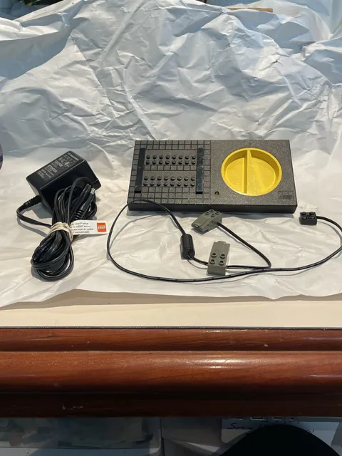 LEGO 9V Train 4548 Regulator Connector with Repaired Power Wire Please READ