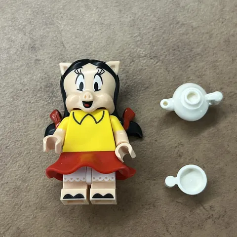 Lego Petunia Pig Minifigure Looney Tune Collectible Series 71030 CMF Retired