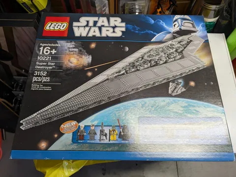 NEW! Factory Sealed! Legos Star Wars Super Star Destroyer 10221