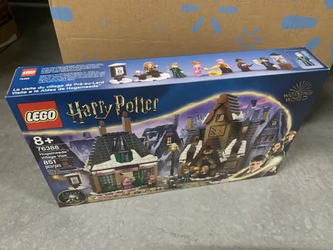 LEGO Harry Potter: Hogsmeade Village Visit (76388)