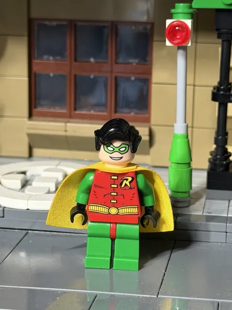 Custom UV Robin (Torso Only) LEGO Batman 1 2006 Game Bat009