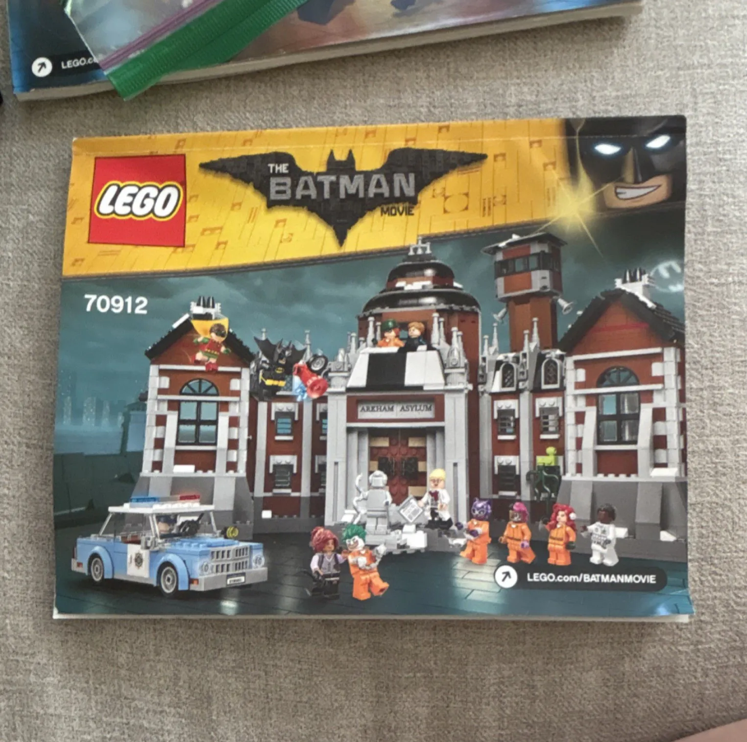 LEGO Arkham Asylum 70912 Illustrated Instruction Manual THE LEGO BATMAN MOVIE