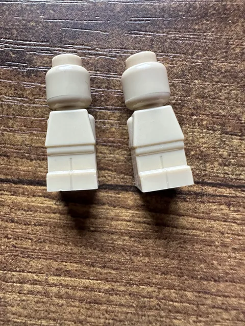 LEGO Minifigure Child Baby Tan Color Statue Figure Toddler Small Micro Twins Set