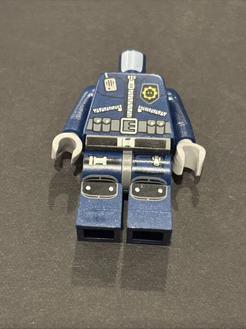 Lego Robo SWAT 70815 The LEGO Movie Mini-figure Pieces