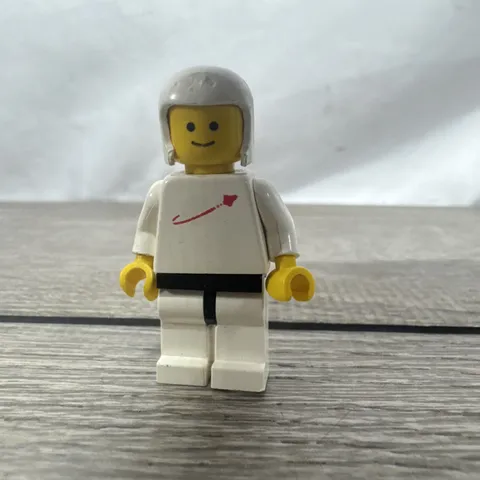 LEGO Classic Space Spaceman Minifigure White Vintage 1 Piece