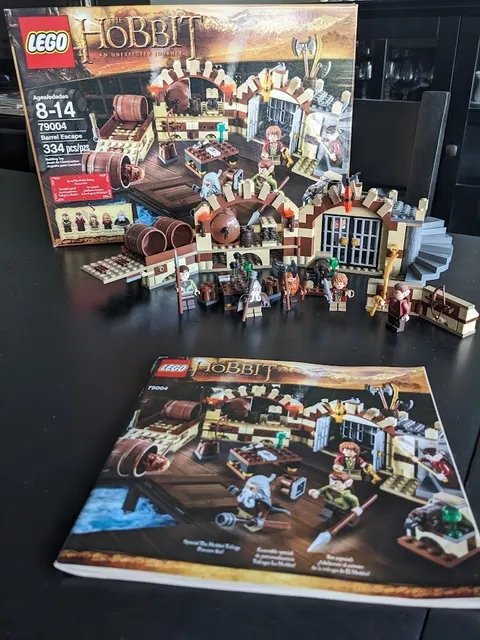LEGO The Hobbit: Barrel Escape (79004) - 99%, Box, and Manual Included