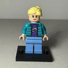 LEGO Minifigures Minifigure Blonde Gwen Stacey